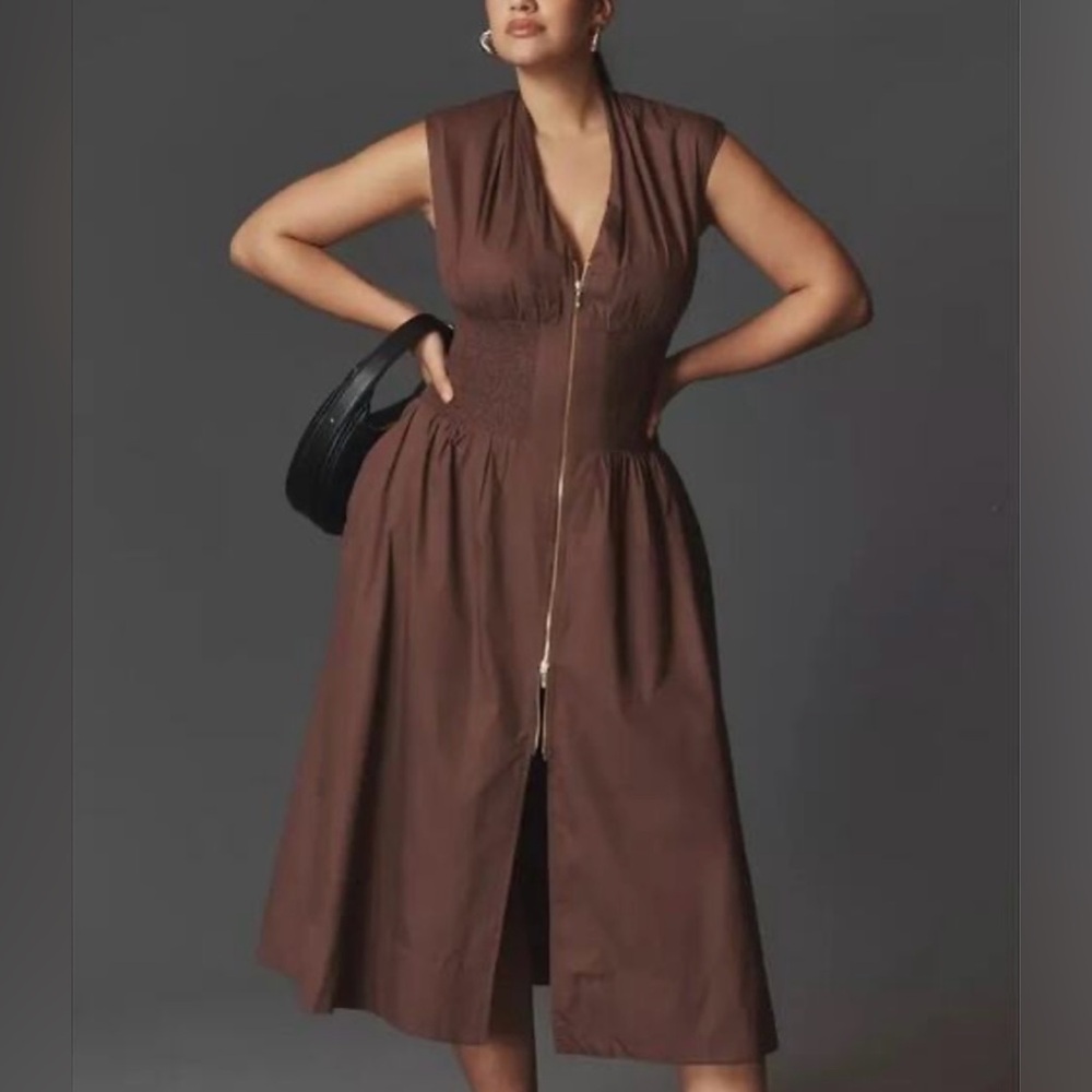 Maeve Tommie Cap-Sleeve Smocked Front-zip shirt dress. Size large and NWOT!
